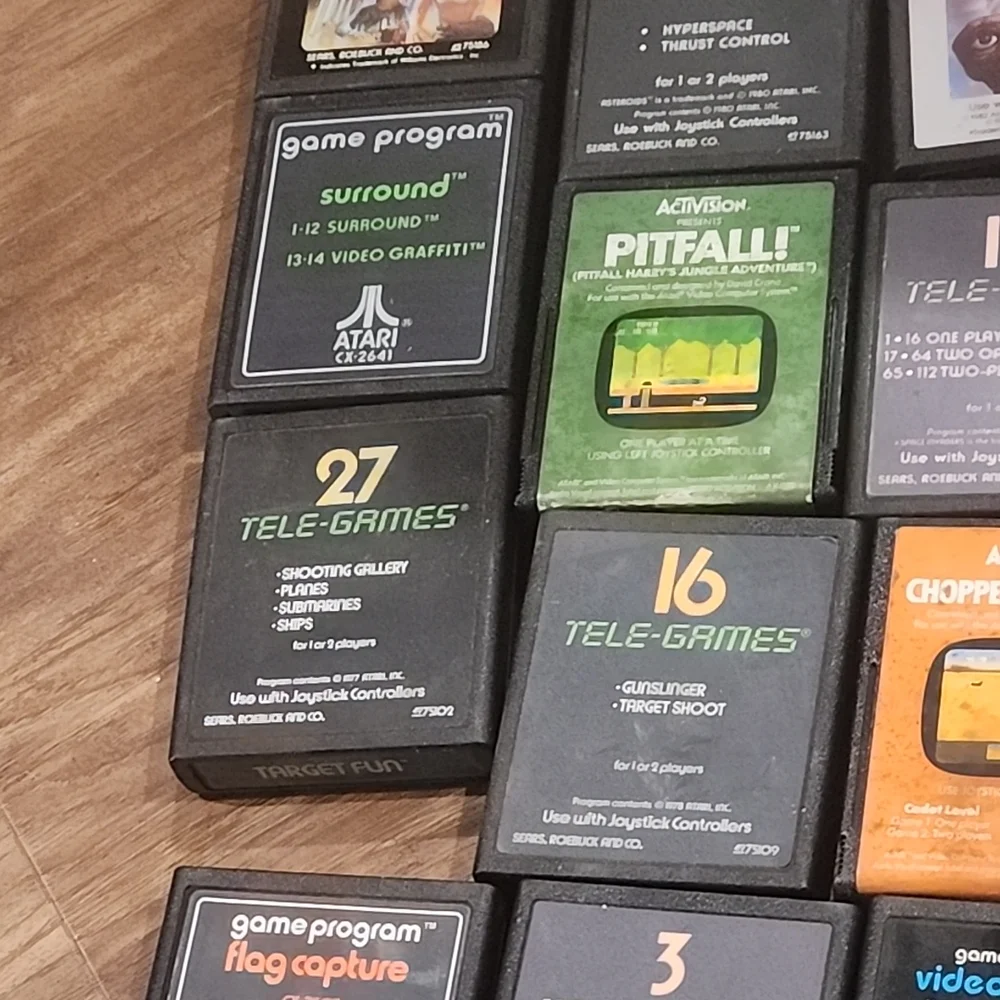 Atari‎ Video Game Cartridge Collection - Black